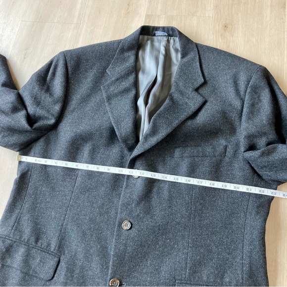 Cashmere 3 Button Sport Coat Charcoal Gray size 44R by Joseph & Lyman - Picture 3 of 10
